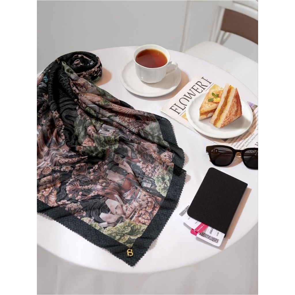 Singapore 2 square -BUTTONSCARVES Original