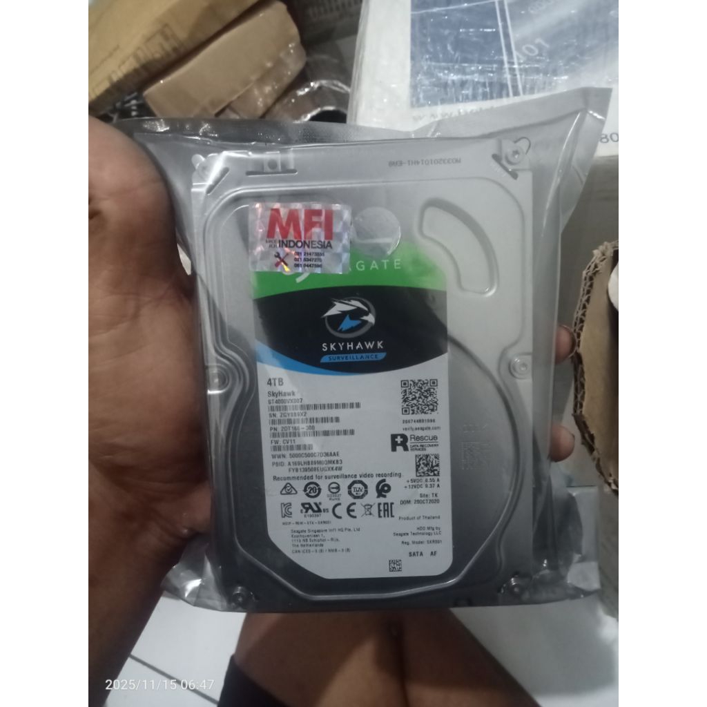 hardisk Seagate skyhawk mfi 4TB