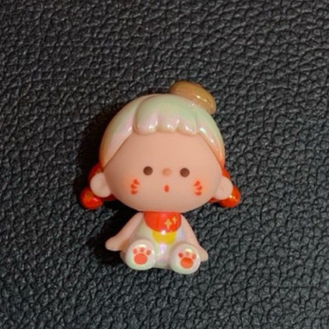 Vuyoo V1, V2 selected