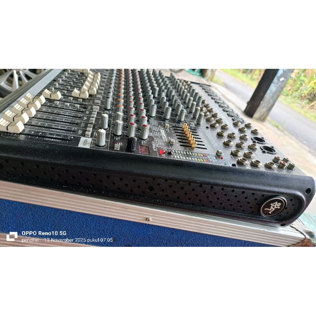 MACKIE ProFX16V2 bekas