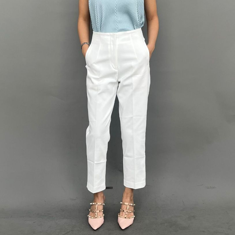 Magnolia Collection Celana Wanita Basic Chinos Pants Putih