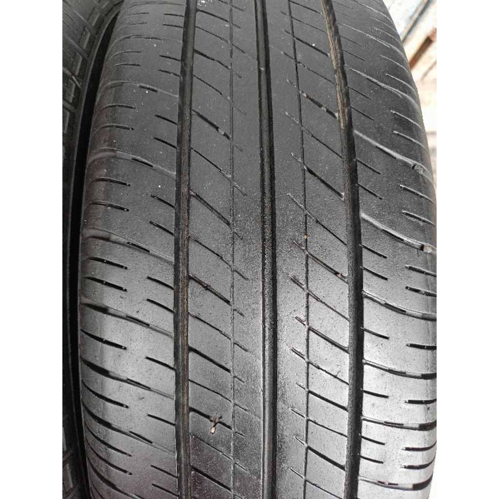 BAN 185/70/14 DUNLOP SP 10