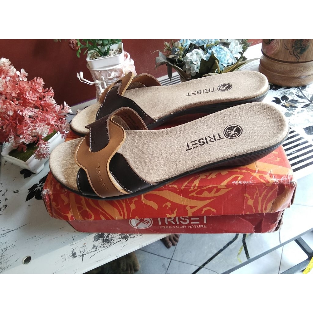 sandal triset preloved