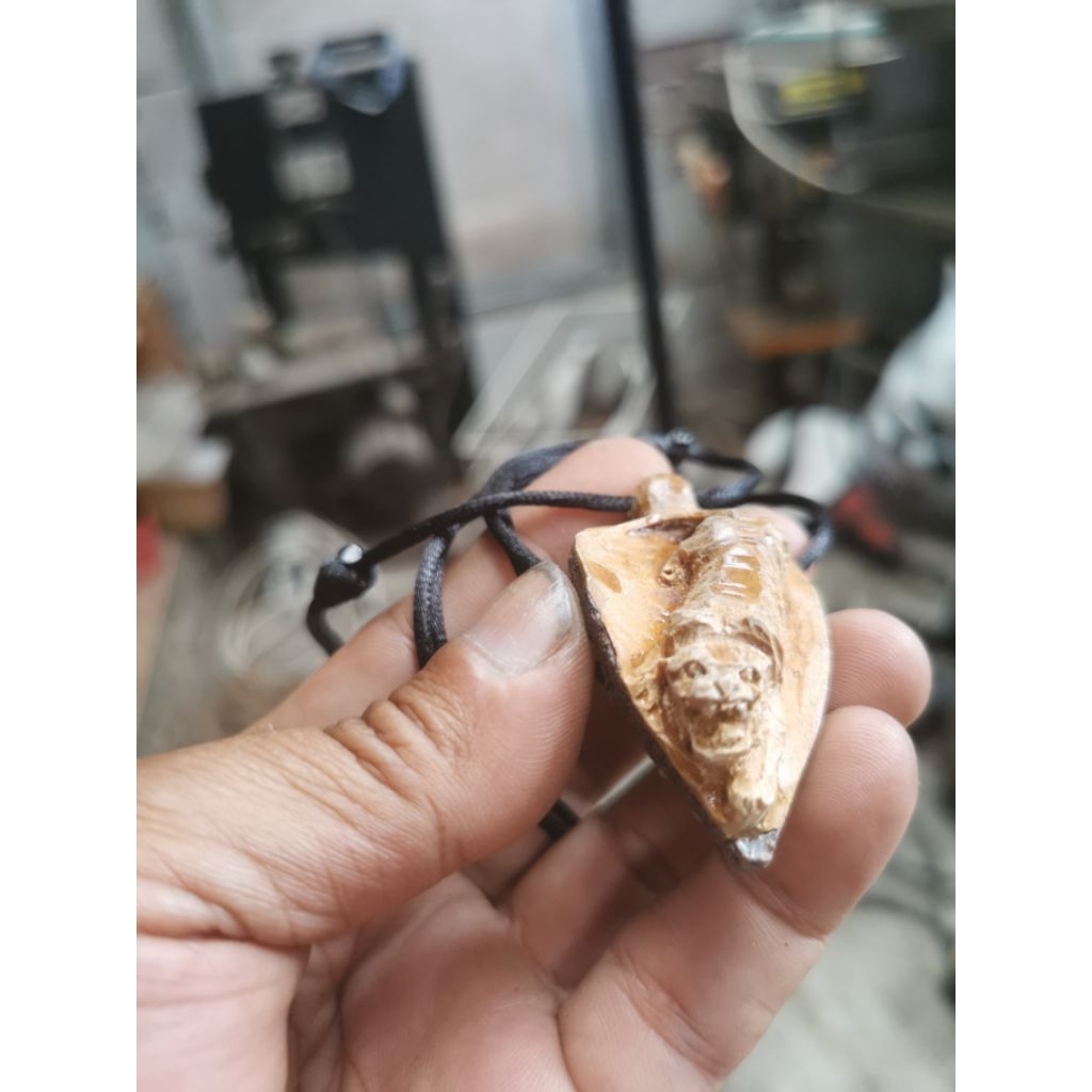 kalung kayu kaboa asli sancang garut motip macan daun