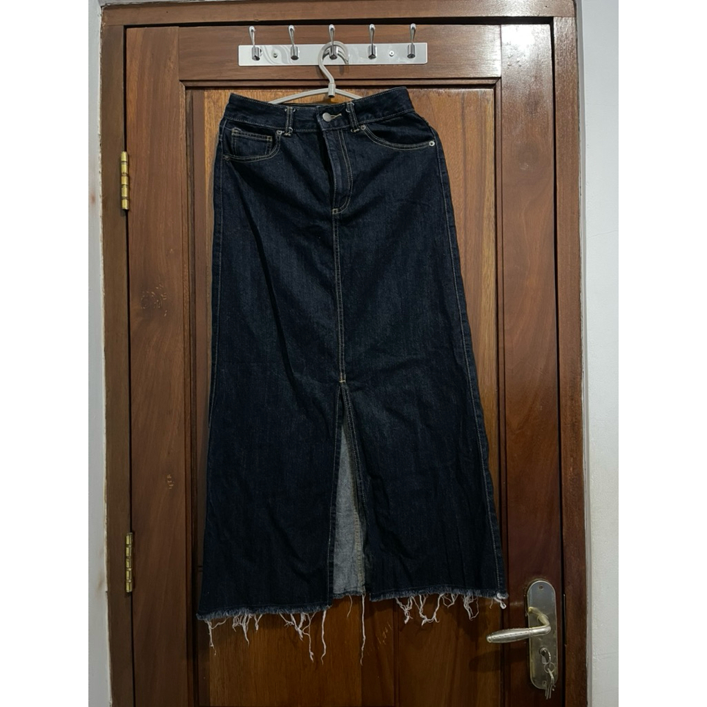 SKIRT ROK SPAN JEANS UNIQLO GU unfinish cutting
