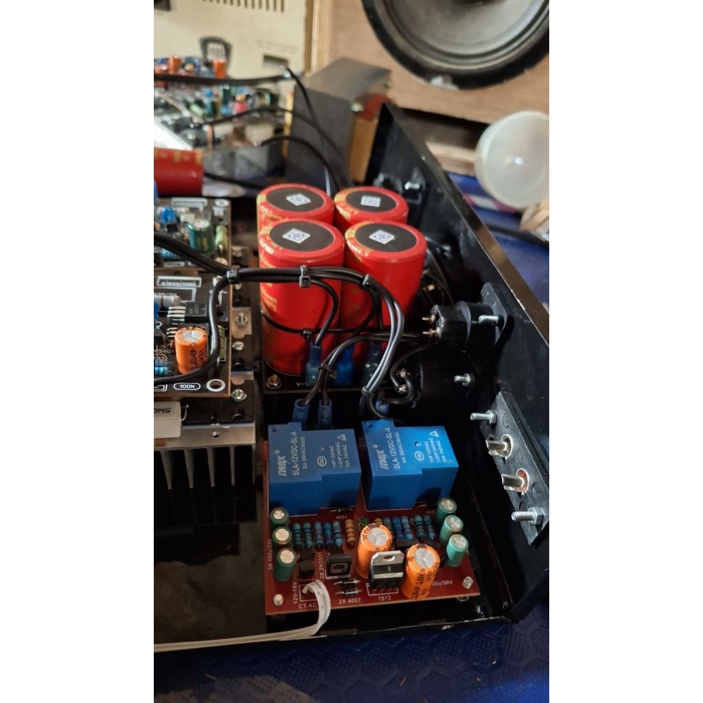 power stereo tanpa trafo lihat spek di deskripsi.