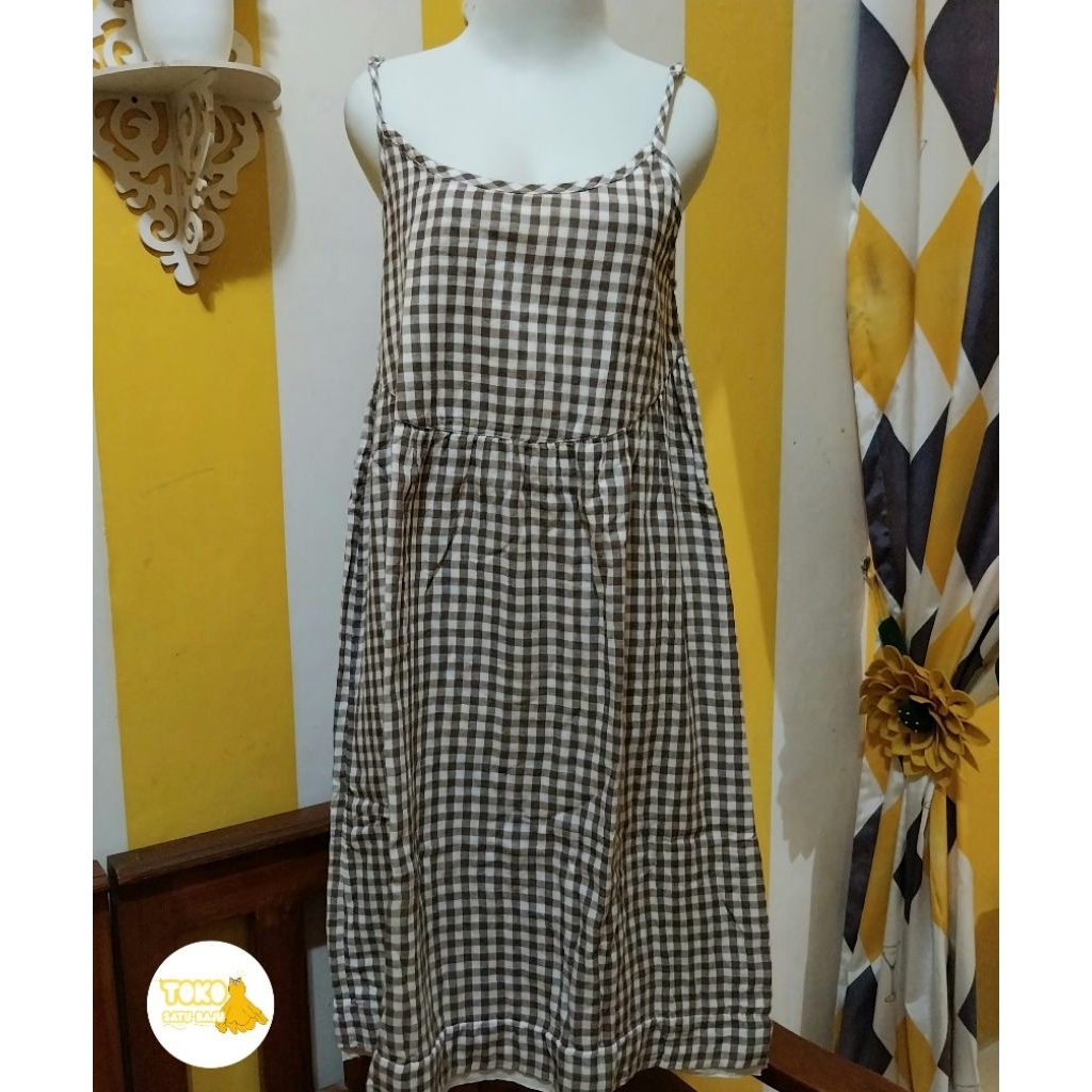 dress overall kotak kotak coklat