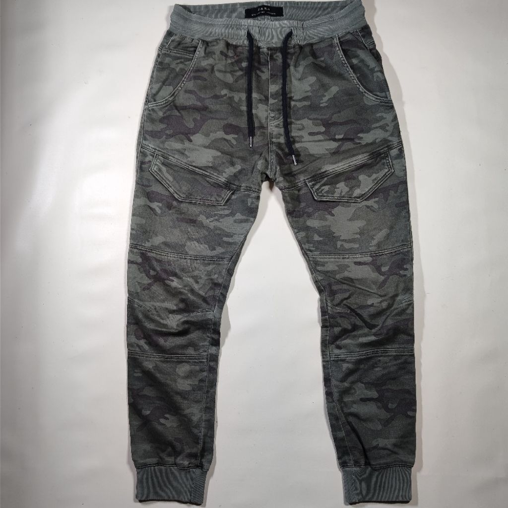 (MOHON BACA DESKRIPSI) ZARA CAMO CARGO JOGGER PANTS