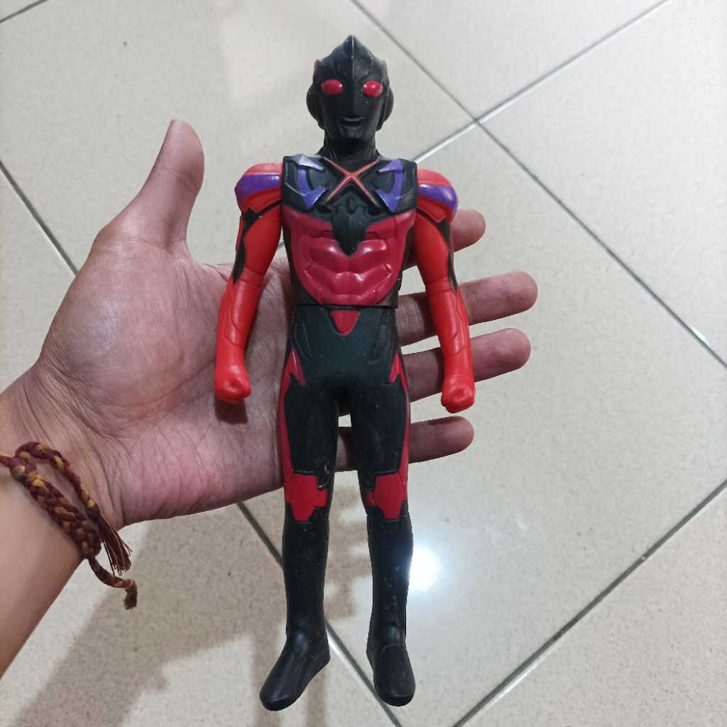 Big Sofubi Evil Ultraman X Darkness Mainan Action Figure