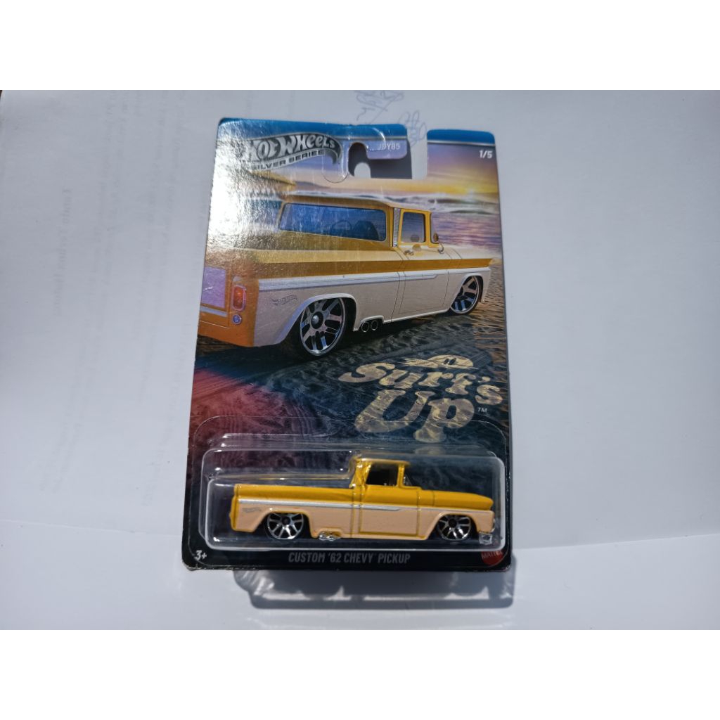 hotwheels custom 62 chevy pickup surfs up