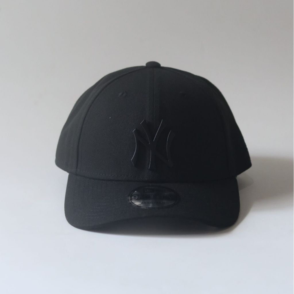 New Era 940 New York Yankees Metal Logo Black / Topi New Era Original Resmi / Topi New Era NY