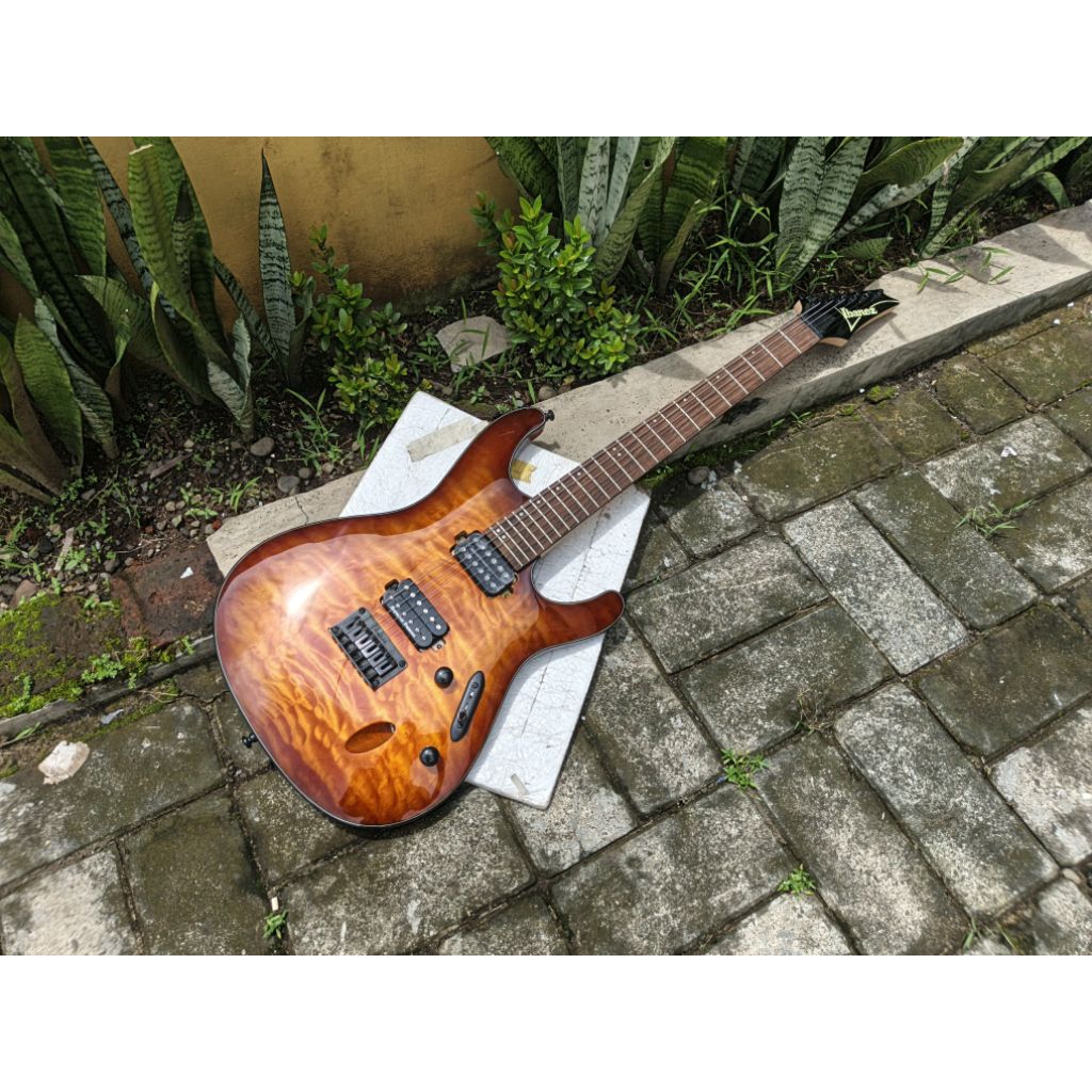 Gitar Ibanez S621QM Dragon Eye Burst