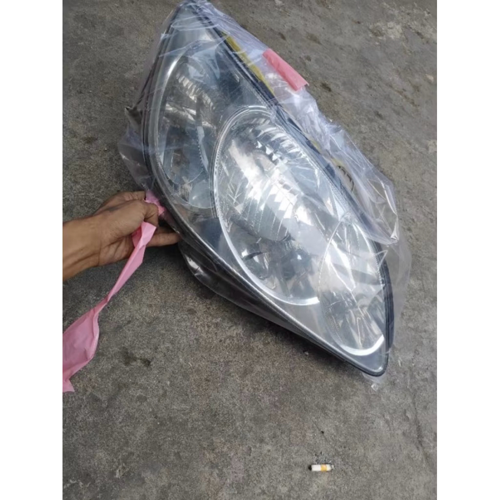 lampu camry 2004 kiri