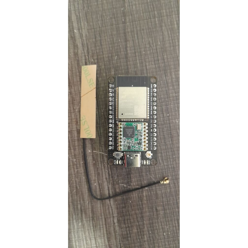 Lora ESP32 RFM95 Sx278 Lorawan meshtastic T Lora TTGO alternative