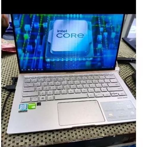 laptop asus zenbook ux433n core i5 vga mx150 ada minus dijual seadanya