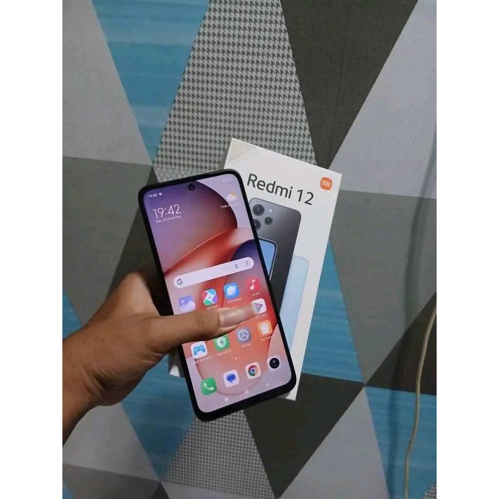 REDMI 12 . 8/128 SEKEN