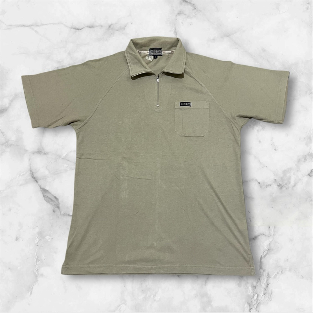 Kaos Kerah resleting WOODLAND VILLAGE