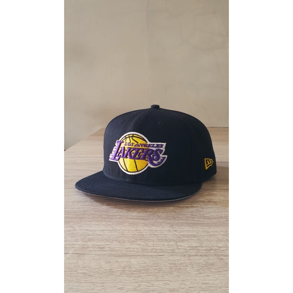 TOPI NEW ERA 59FIFTY x NBA LAKERS