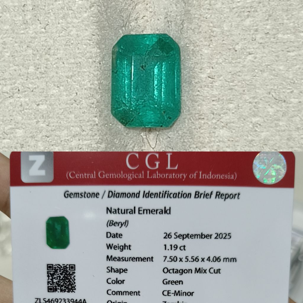 Natural Emerald Zambia 1,19ct Green Minor Memo CGL