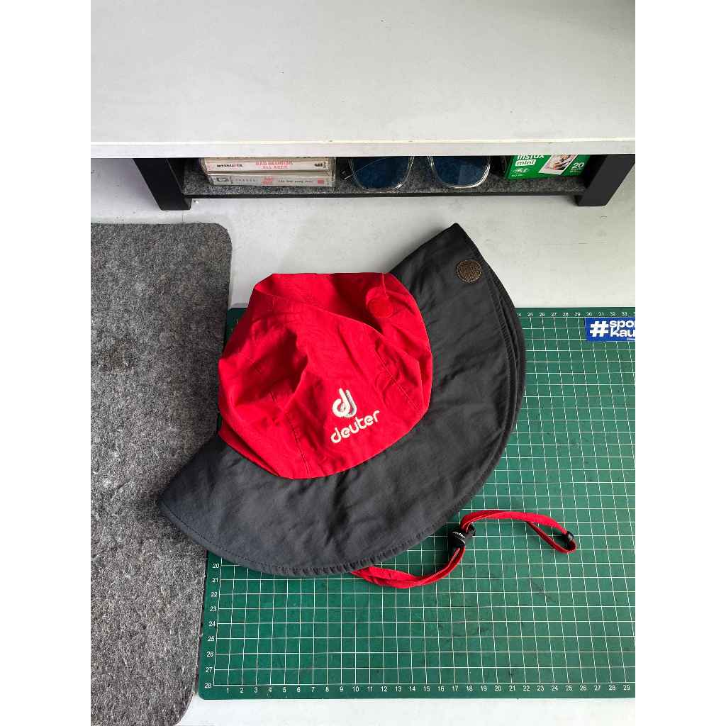 Topi Rimba Outdoor Deuter