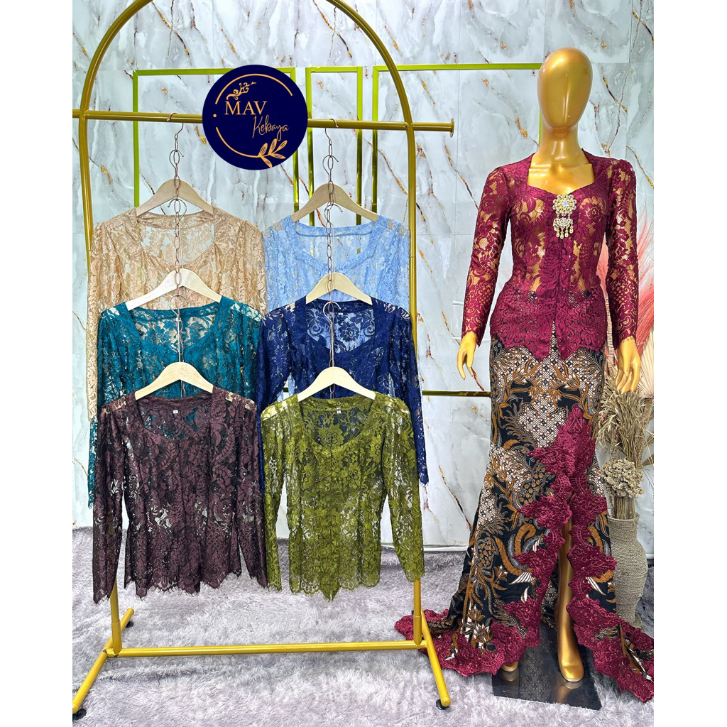 kebaya non hijab , kebaya Bali , kebaya wisuda