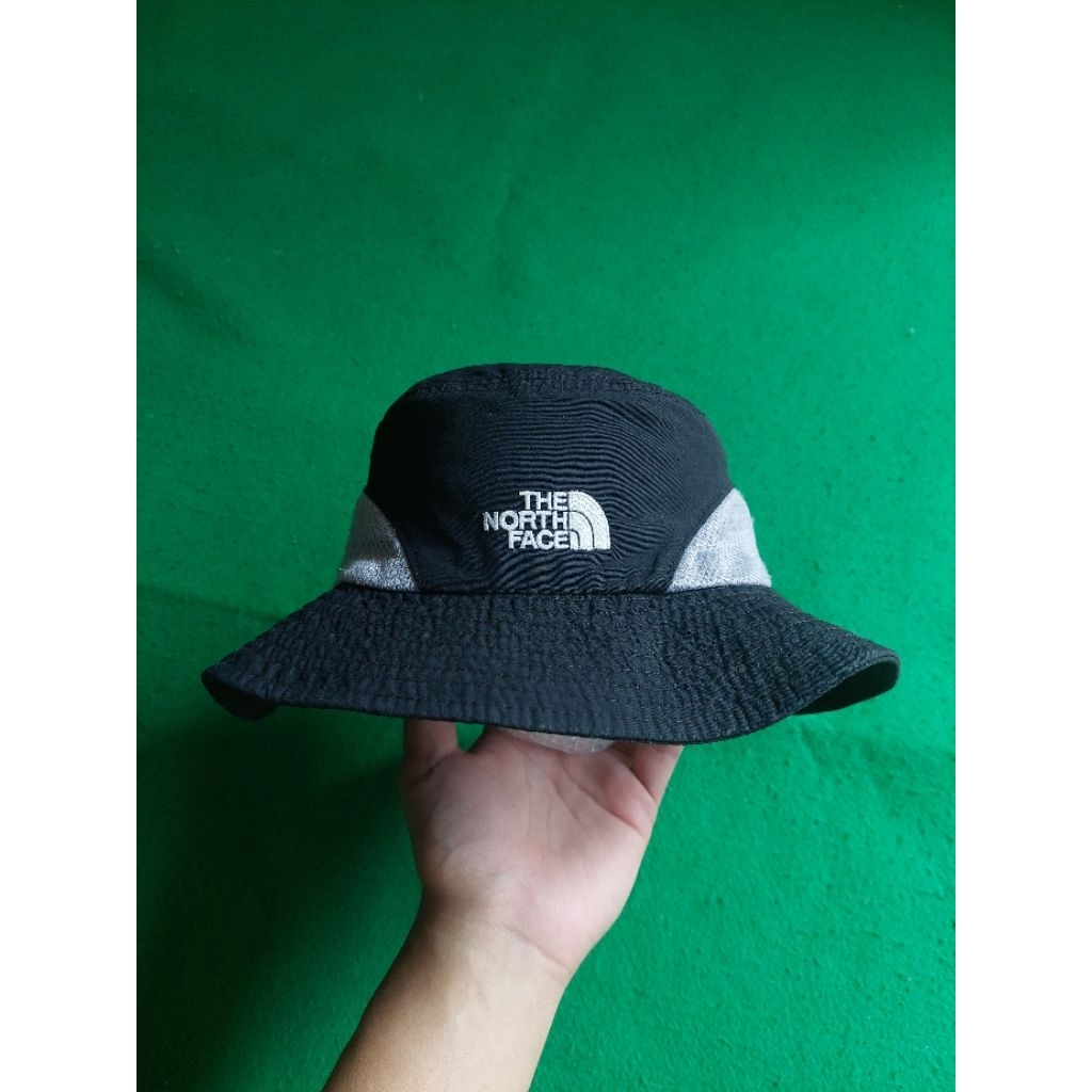 bucket hat the north face