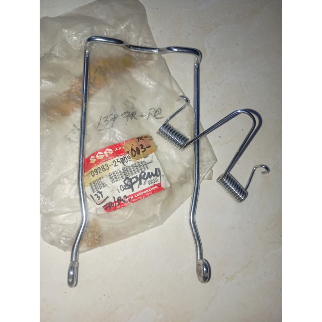 jepit pir spring keranjang depan suzuki fr fr70 fr80 rc rc80 rc100 crystal bravo original baru