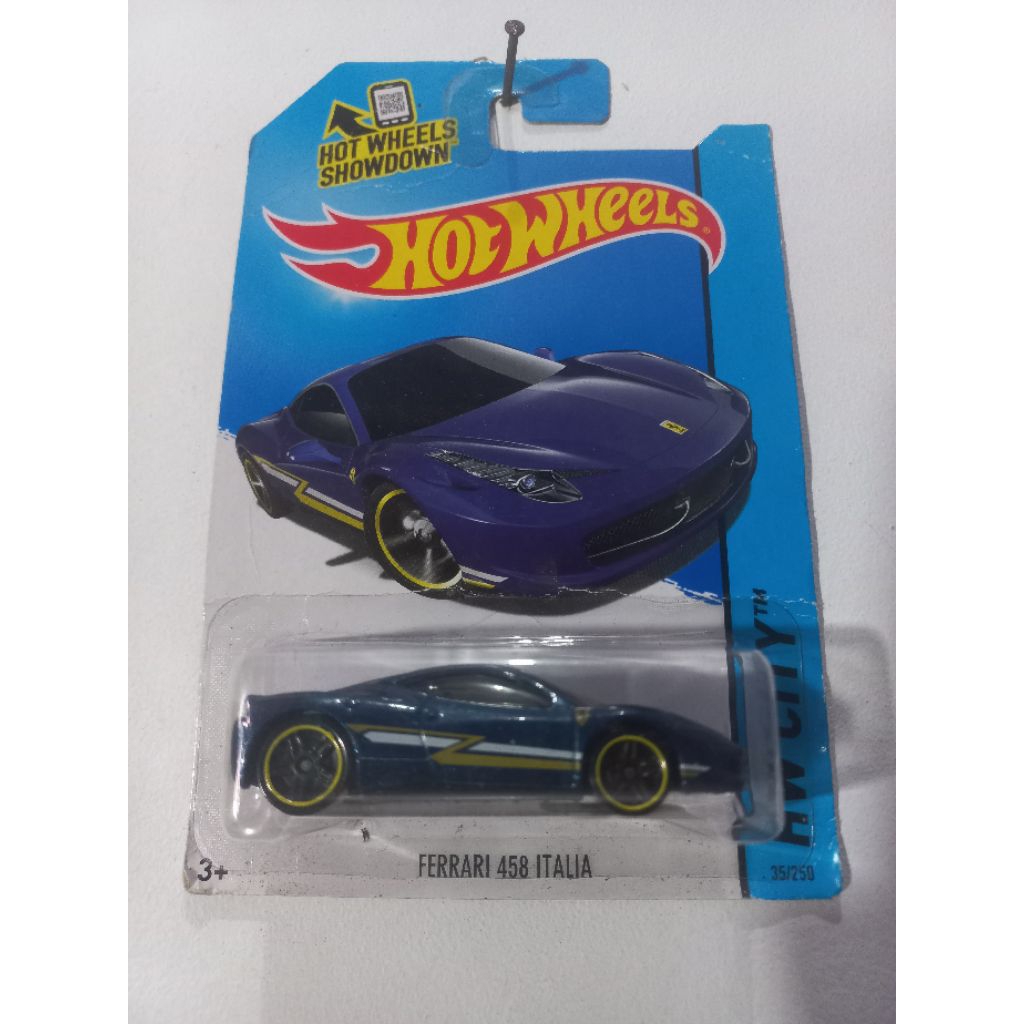 hotwheels ferrari 458 italia biru dongker