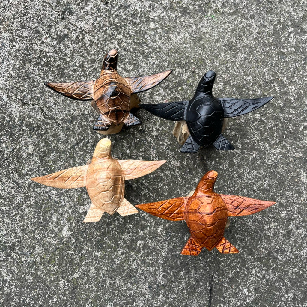 kura kura terbang + stand size 8 cm patung