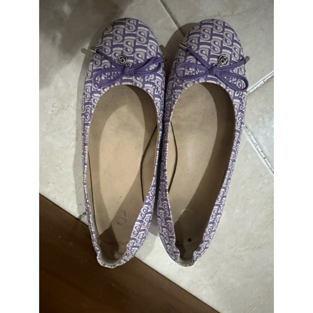 preloved sepatu flat buttonscarves / sepatu bekas second