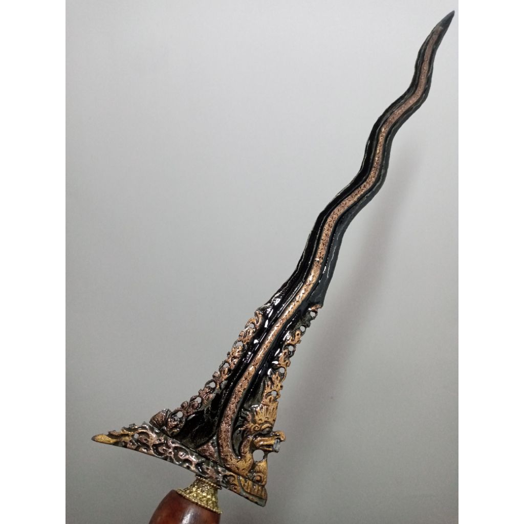 Keris Naga Sapto Ngemut Inten