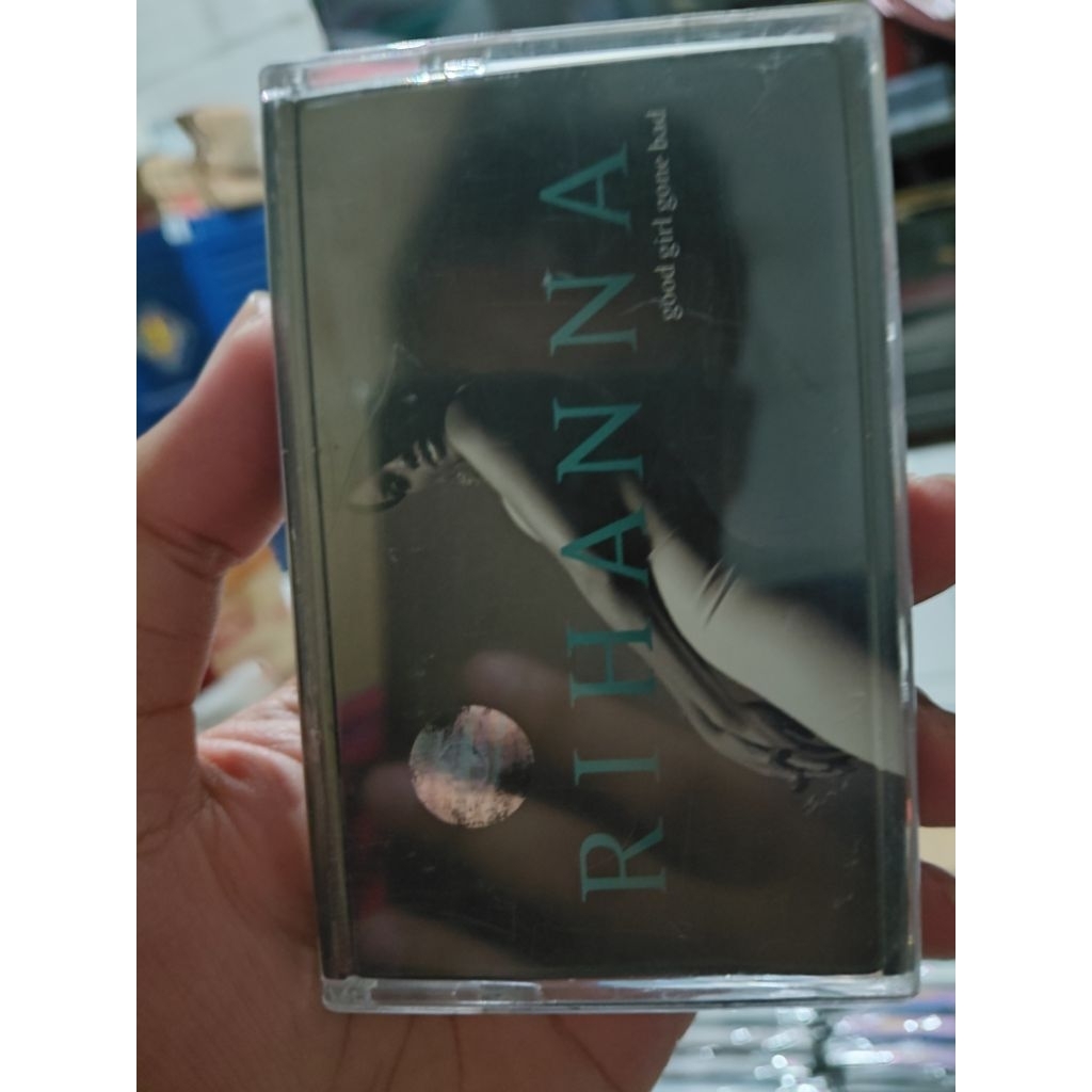 Kaset Original Rihanna - Good Girl Gone Bad