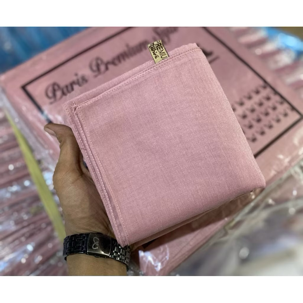 Hijab Segiempat Paris Premium pink nude Hijab Segiempat Paris Premium warna nude pink