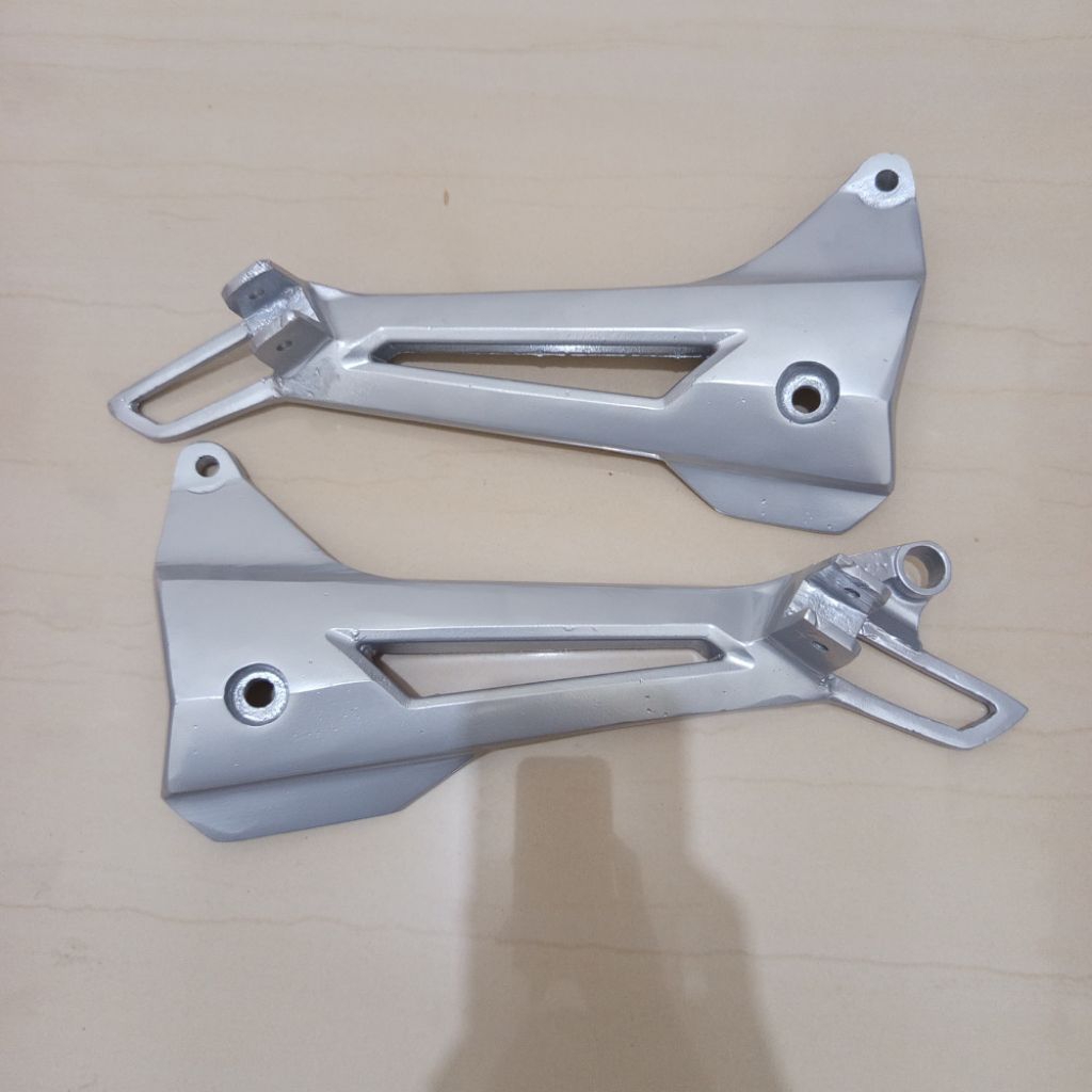 FOSTEP BOSTEP POSTEP PIJAKAN KAKI BELAKANG Footstep Belakang KIRANA Step Kirana