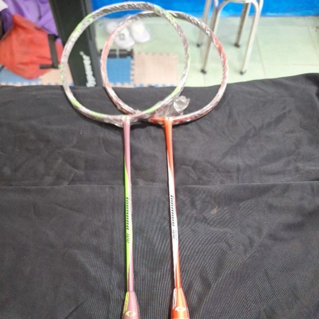 raket Astec TORNADO 700 Original