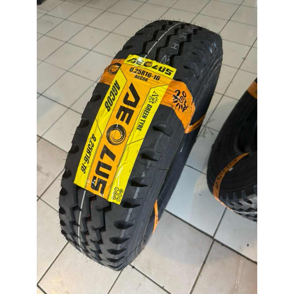 Ban truk 825 R16 Aeolus AGC08 SET ban truck Kawat Radial 825R16 AGC 08 Aeolus 8.25 R16