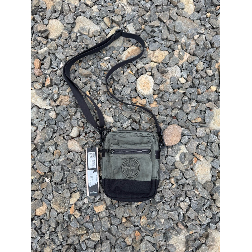 Sling bag stone island