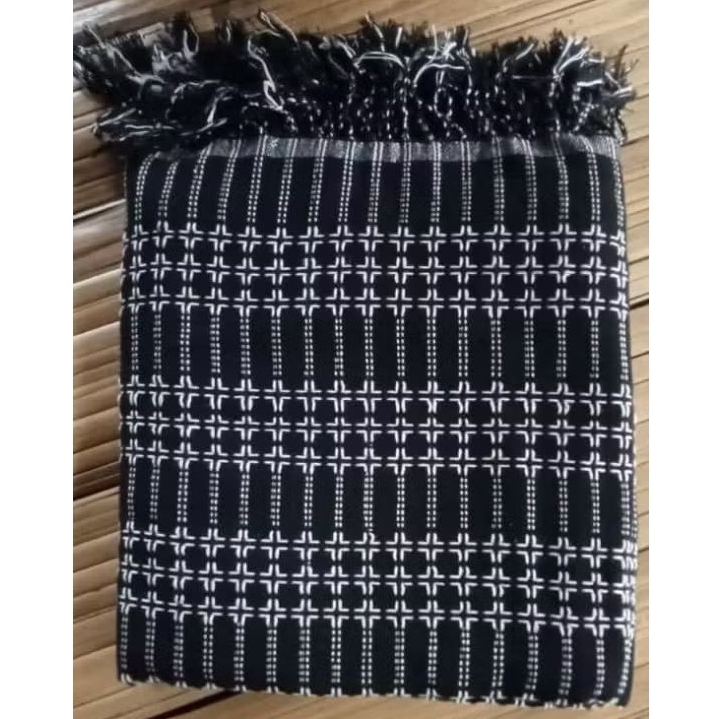 kain tenun baduy warna dasar hitam x putih