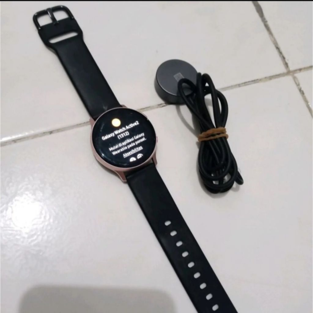 Second Samsung Watch Active 2 40mm resmi batangan kondisi mulus banget no minus