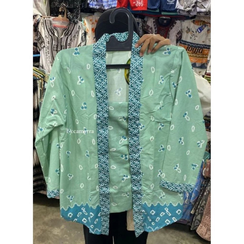 baju batik/ kebaya batik/ kebaya Jogja/ batik modern/ batik remaja/ batik wanita