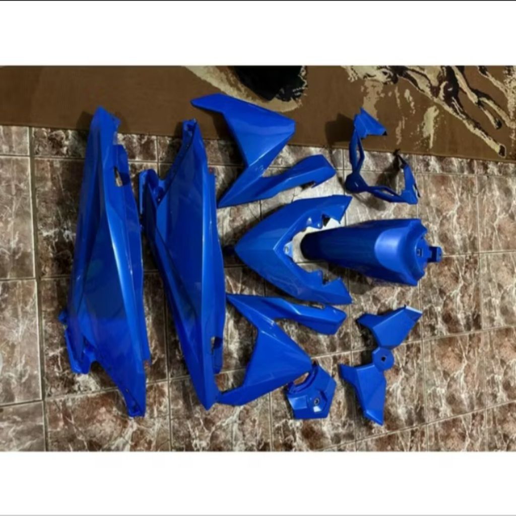 Full body halus warna costum motor honda vario 125 & 150 LED OLD warna costum biru solid / biru awan