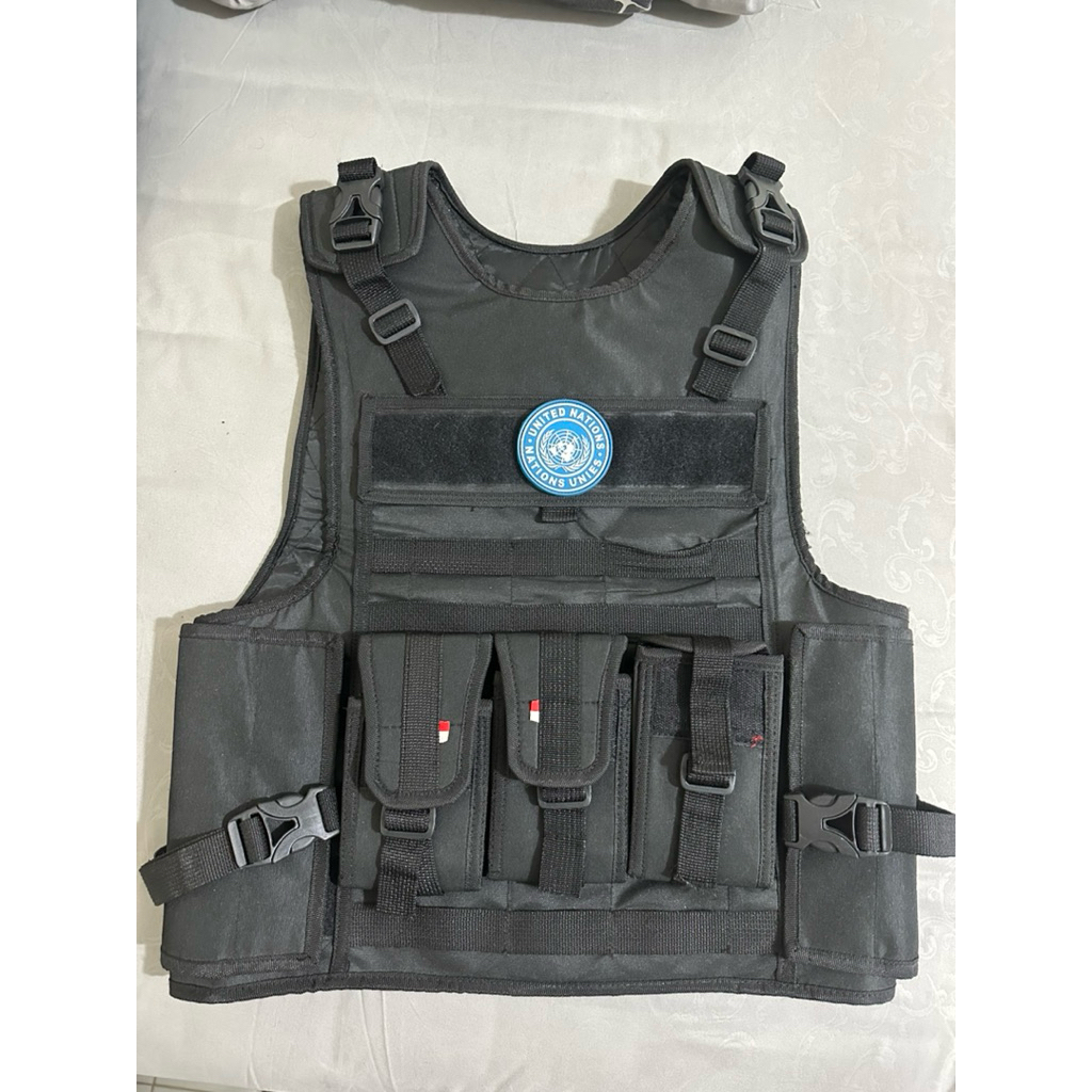 Properti Tactical Body Vest Plate Armor Bekas