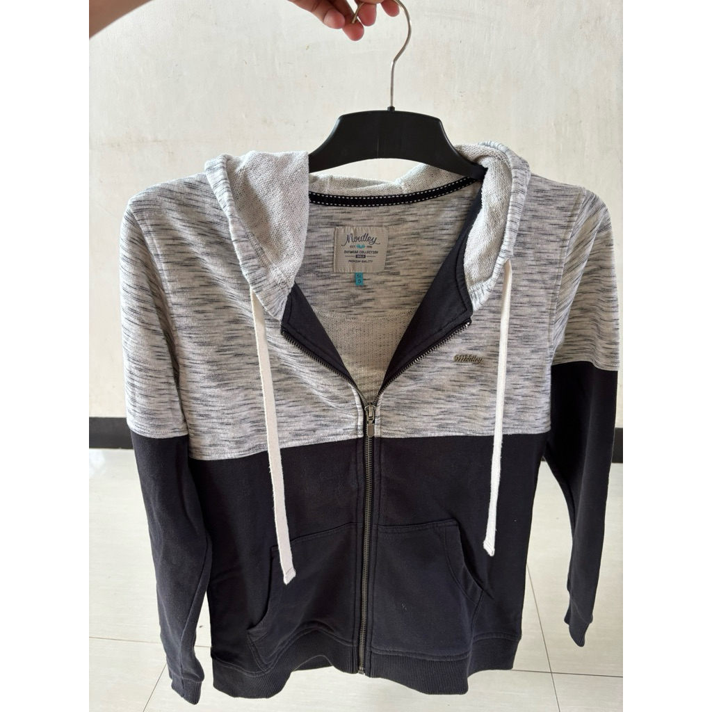 hoodie moutley