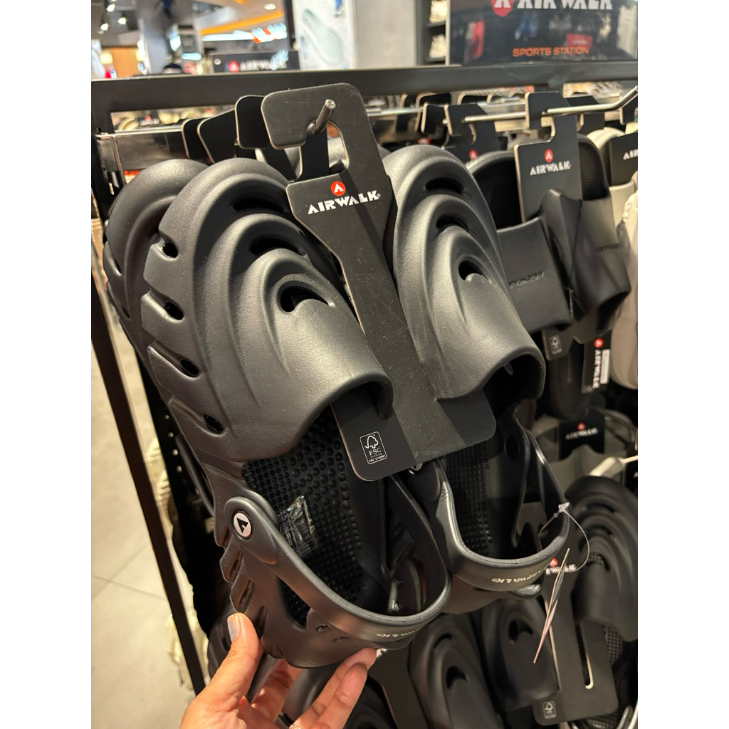 AIRWALK Sepatu sandal cowok size 39-44