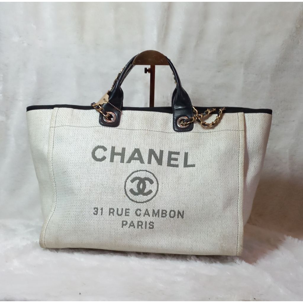 Tas Preloved Second Cendol Chanel* Tote Bag Rue Cambon Holo Glitter