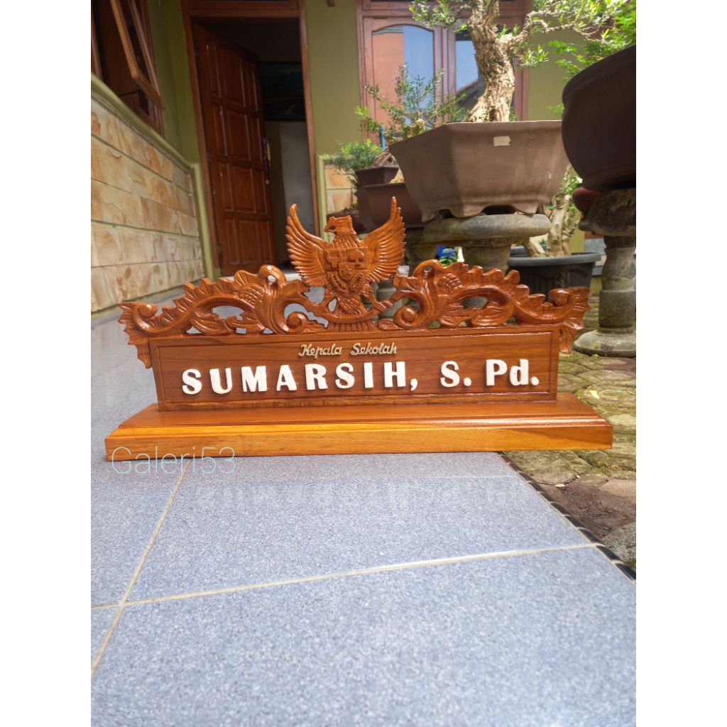 papan nama meja kayu jati