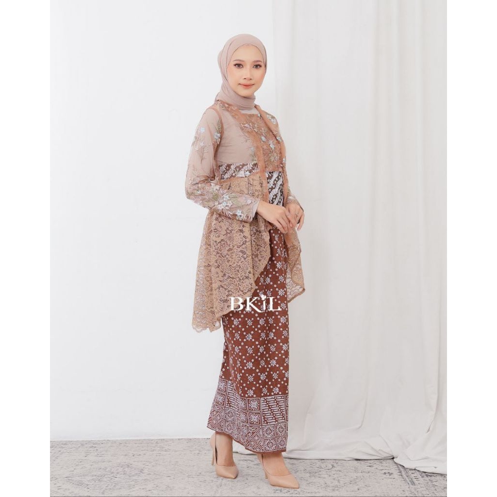 kebaya putri mazaya kebaya set rok span kebaya wisuda tunangan lamaran engagement kebaya batik terba