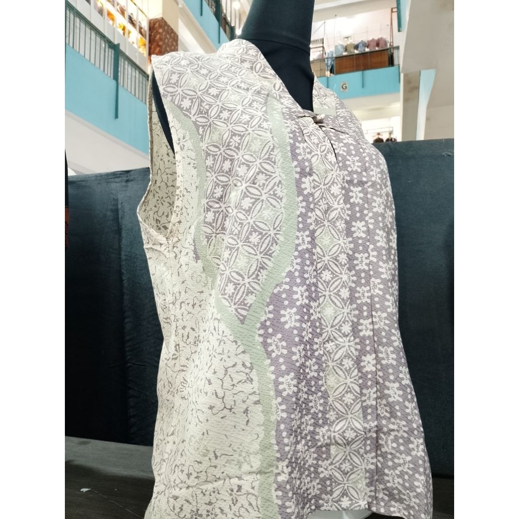 rompi batik wanita terbaru bahan Dobby batik cap Asli