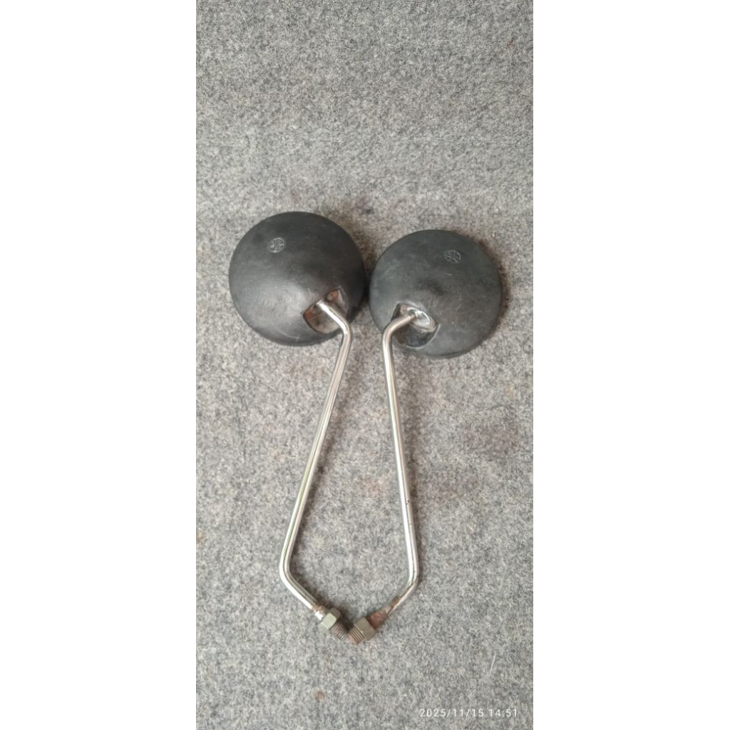 Spion yamaha RX 100 spion yamaha DT 100 spion yamaha v 80 v75 ori