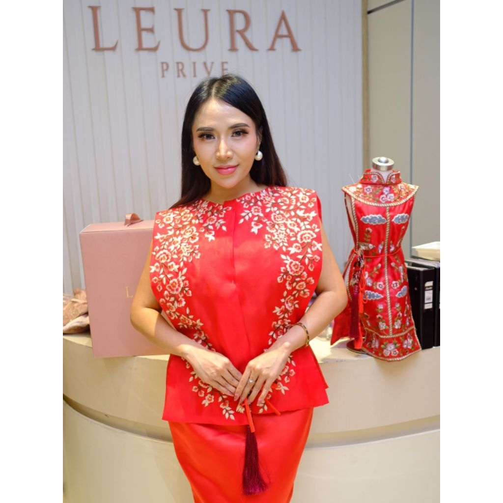 Outer Cheongsam Motif Bunga Bordir